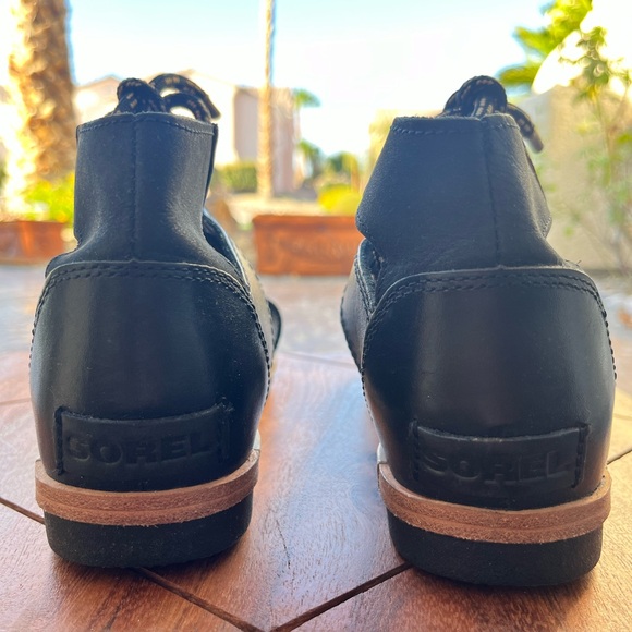 Sorel gladiator sandals - like new! Sz 7.5 - Picture 6 of 7